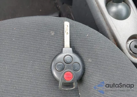 2013 Smart Fortwo Passion/Pure из США, поврежденный, VIN WMEEJ3BA6DK664115